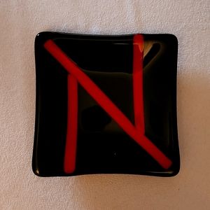 Modern Style Fused Glass trinket Dish A - Signed BC Artist - BNIB